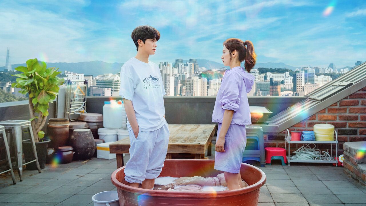 Doctor Slump rooftop scene featuring Yeo Jeong Woo and Nam Ha Neul